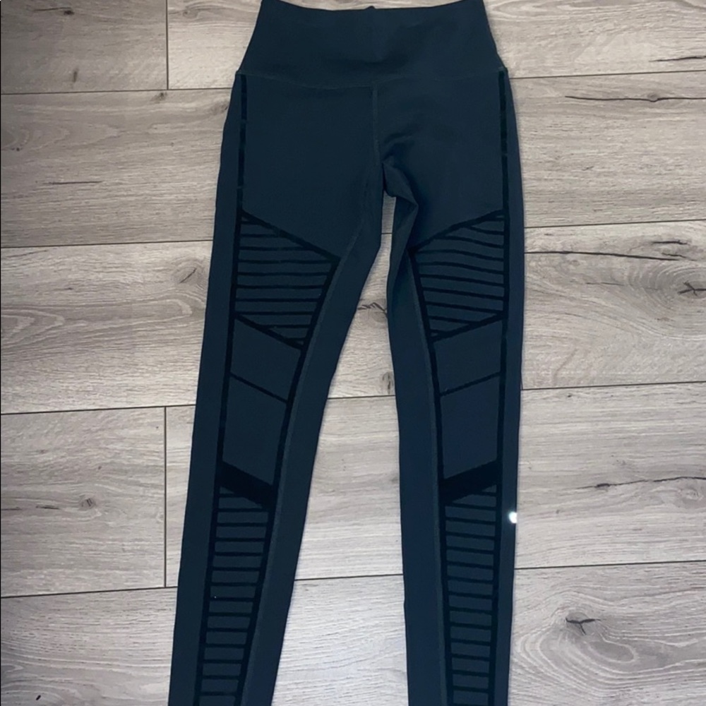 ALO LEGGINGS